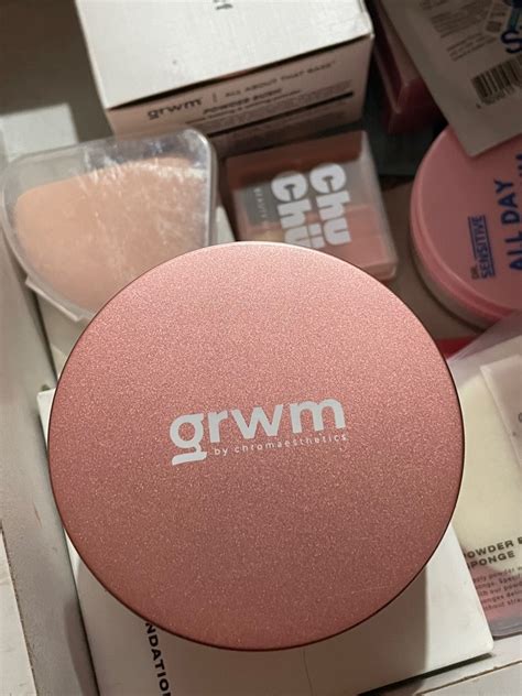 grwm powder, Beauty & Personal Care, Face, Makeup on Carousell