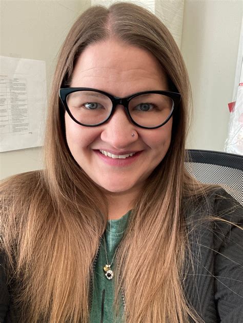 Kayla Dunn – Medium