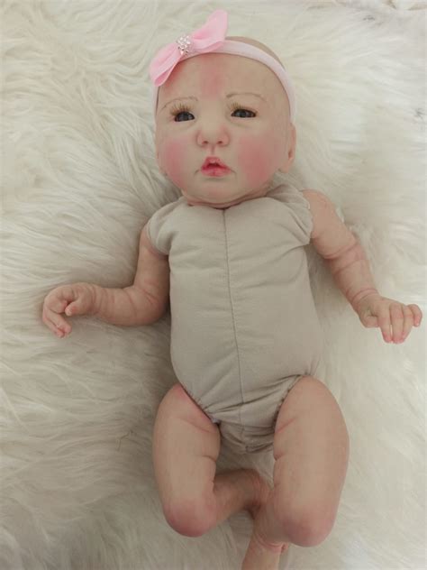 Bebê Reborn Barato Recém-nascido