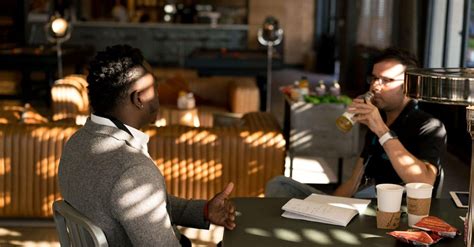 deux hommes dans une conversation photo gratuite