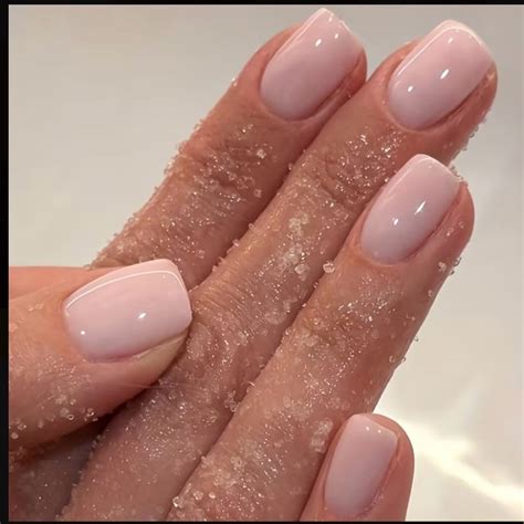 soft pink glossy press  nails square shape  pack color pink
