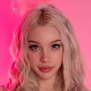 Alice Delish - Age, Family, Bio | Famous Birthdays