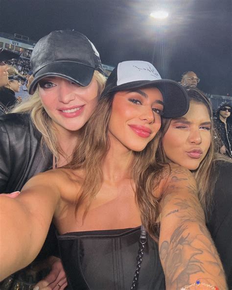 Laura Montenegro | | Instagram