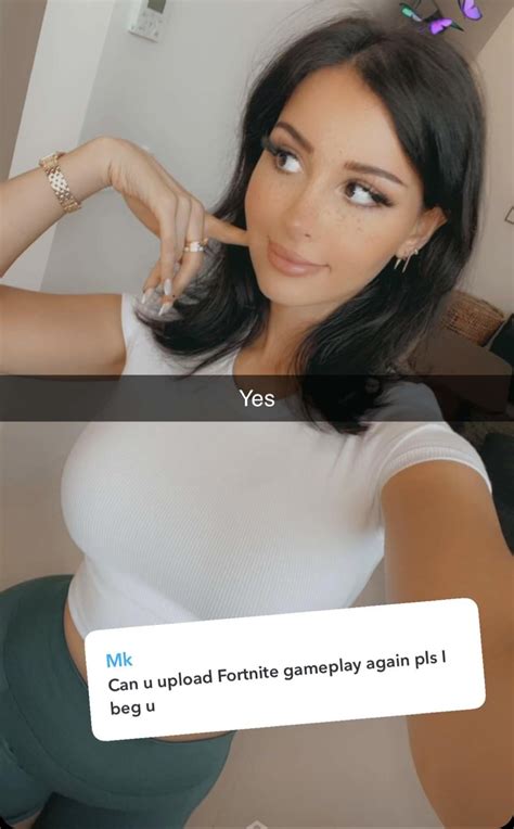 Good pics from her snap story : r/SSSniperWolf_Pics