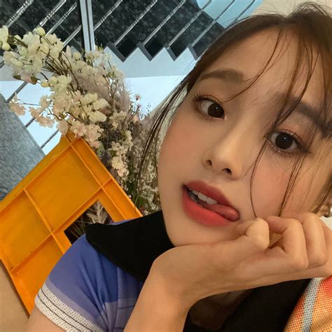 Chuu Image #265509 - Asiachan KPOP Image Board