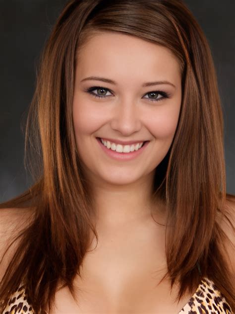 Christine Veronica (Model) Height, Weight, Wiki Age, Biography