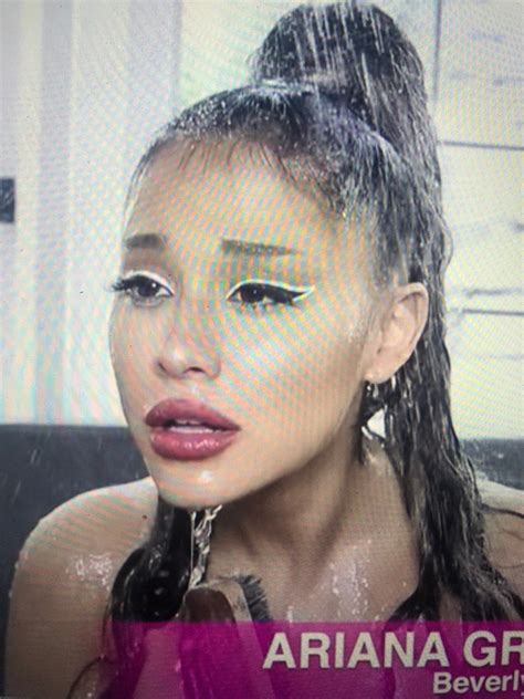 Cara Rara De Ariana Grande Ariana Grande (2022 + Looks Van The Voice)