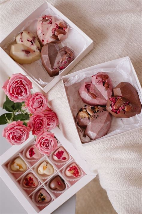 Pin by Gulshan on Valentine's day Festivities | Homemade chocolate ...