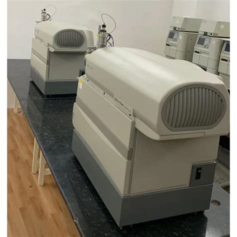lab mass spectrometer   inr   delhi delhi chromega