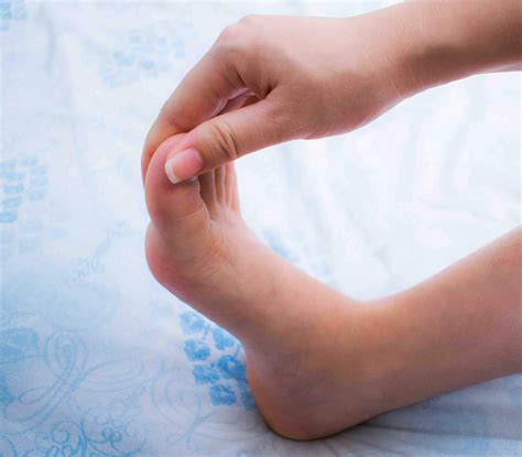 Big Toe Is Numb On One Side — Causes & Care