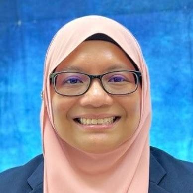 nur laili ab ghani lecturer ukm graduate school  business