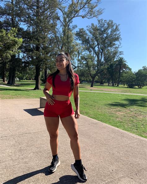 Karen Velez 🧡 (@kaavelez) • Instagram photos and videos