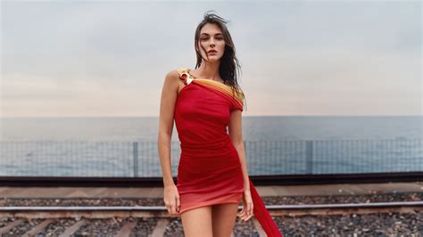 Vittoria Ceretti Us Elle 2024 Wallpaper,HD Celebrities Wallpapers,4k