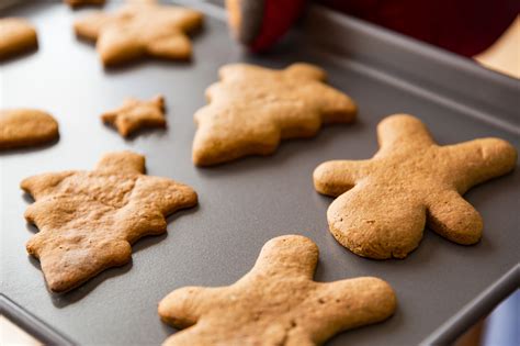 Tips for Baking Without Eggs - The Holistic Chef
