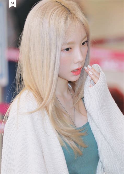 Blonde Taeyeon is the truth : SNSD