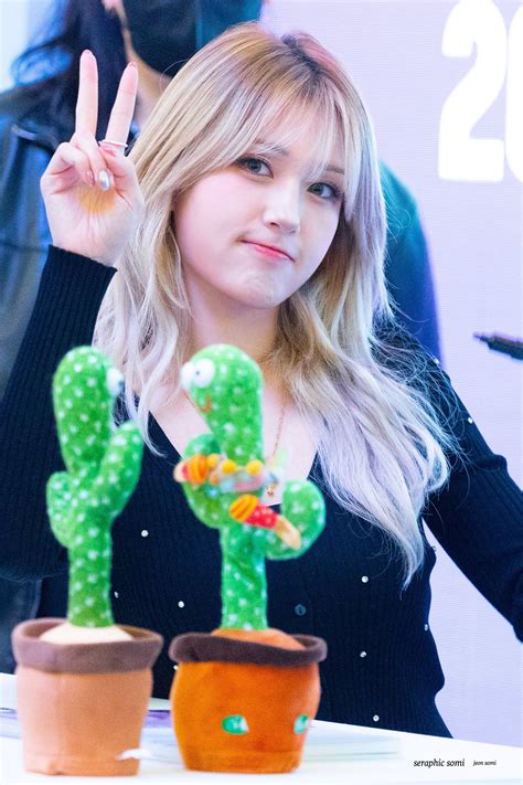 221006 SOMI | kpopping