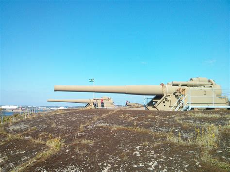 A pair of 24cm bofors canons in gothenburg, sweden, 2014[3264x2448][OC ...