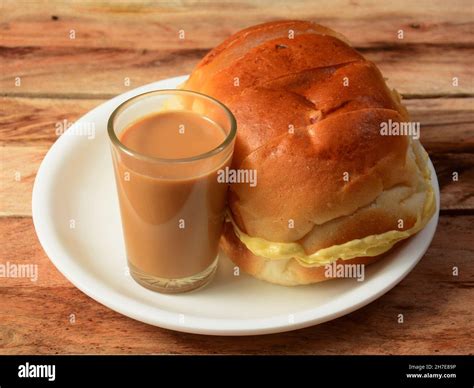 bun maska  res stock photography  images alamy