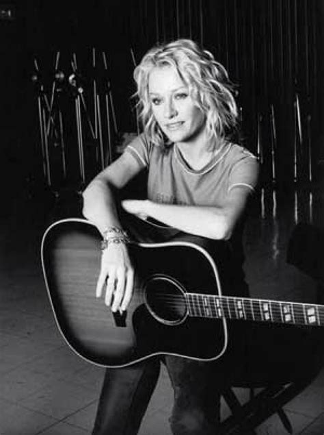Tonight in Rock: Shelby Lynne Sings Dusty Springfield | LAist