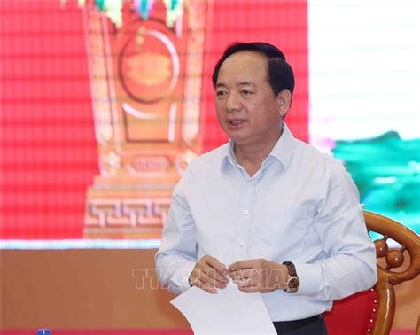 Trưởng Ban Tuyên giáo và Dân vận Trung ương Trịnh Văn Quyết