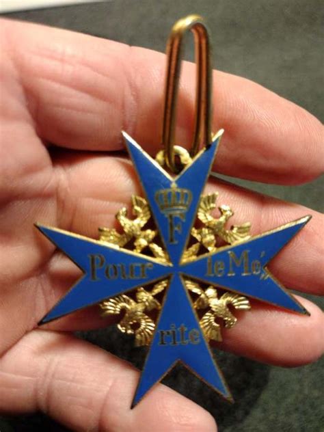 Blue Max. - CAN YOU IDENTIFY THIS? - World Militaria Forum