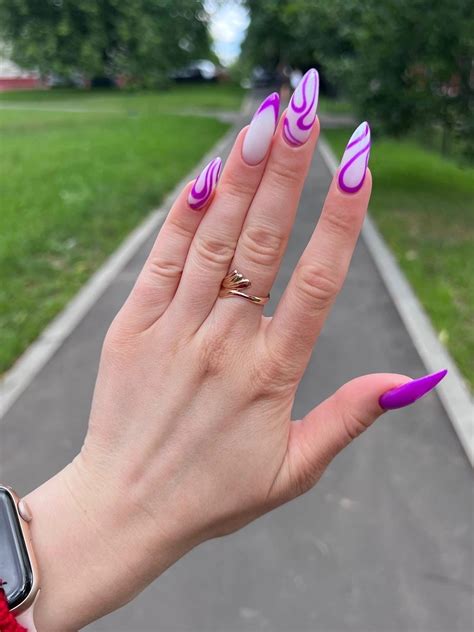 Яркий маникюр на длинные ногти | Long acrylic nails, Acrylic nails ...