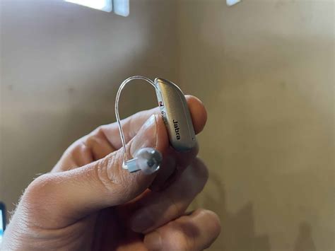 Jabra Enhance vs. Eargo | Which Hearing Aid is Better in 2025?