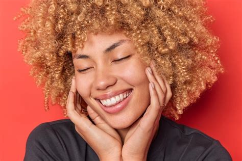 Free Photo | Portrait of beautiful happy woman