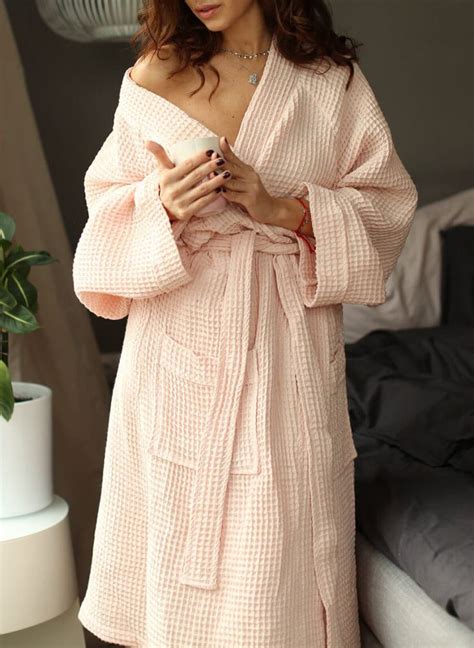 Хлопковый халат Pink | Халат, Женщина, Одежда
