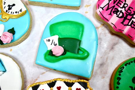 Custom Alice in Wonderland Cookies - Etsy