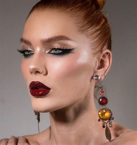 Pin by Елизавета on Макияж | Sultry makeup, Glam makeup, Dramatic makeup