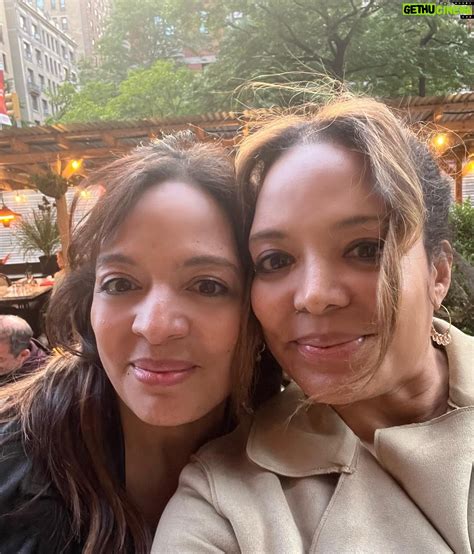 Luna Lauren Velez Wiki, Biography, Age, Gallery, Spouse and more