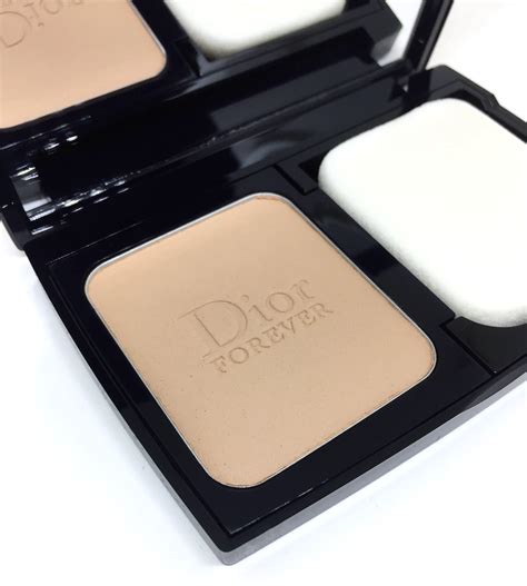 Пудра для лица Dior Diorskin Forever Extreme Control - Купить в Киеве ...