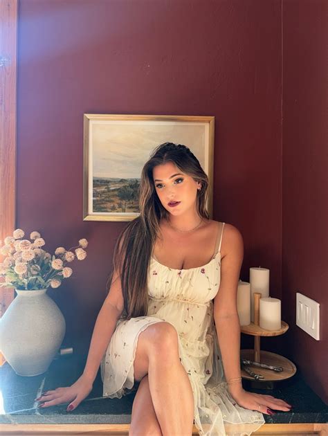 T A I L S (@sweeettails) • Instagram photos and videos