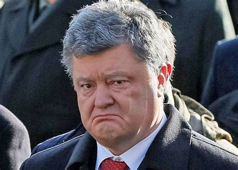 Анекдот дня: потрапляє Порошенко до Раю, де його зустрічає апостол ...