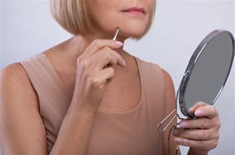 how to get rid of dark spots from plucking hair