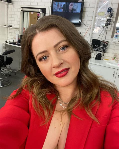 Sara West | Us next please 💍💒💜 #Hunter&ReedWedding | Instagram