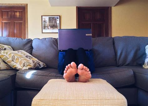 7 Reasons Why Being Comfortable While Working is Important – Shoe Finale