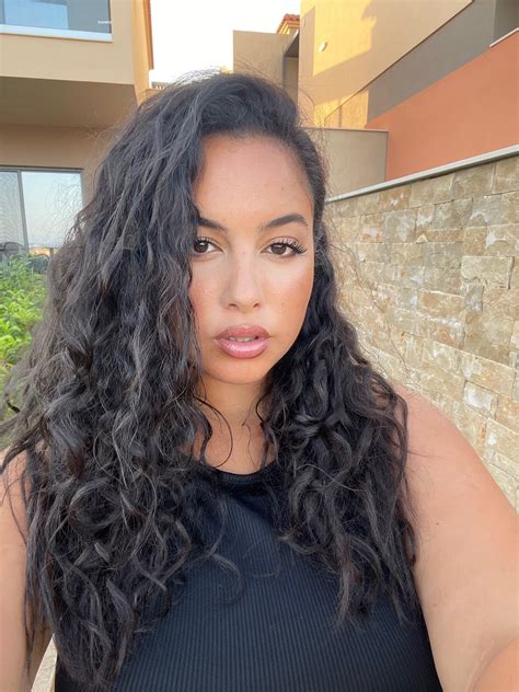 TW Pornstars - Zina Hadid. Twitter. do you prefer me with curly or