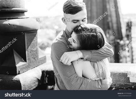 Top 999+ tight hug images – Amazing Collection tight hug images Full 4K