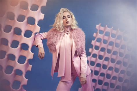 Katy Perry, la nueva pop star que nunca quiso ser "buena"