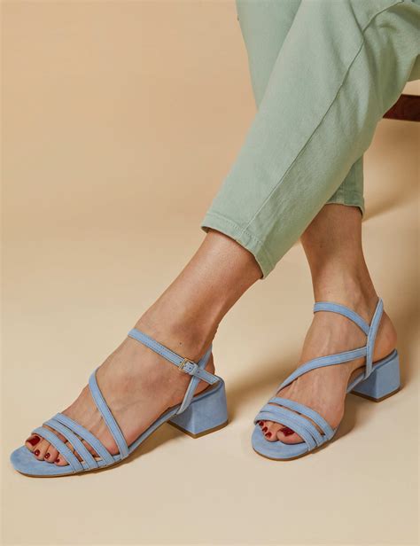 women sandals block heel 4