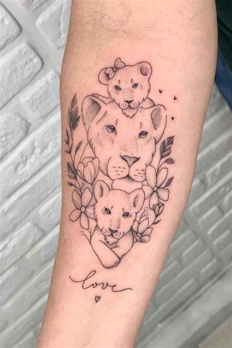 Tatuagem Leoa E 4 Filhotes Feminina - tatuagem-delicada-de-leoa-com-filhotes | Fazer uma tatuagem, Tatuagem ...