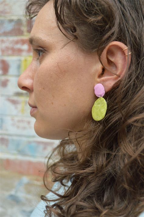 Style critics hate the spiky hair cut revival on the runway