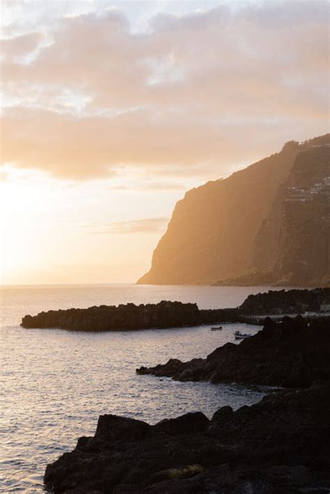 11 Most beautiful viewpoints on Madeira Island - HappyTravelSpots