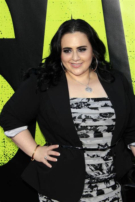 LOS ANGELES, JUN 25 - Nikki Blonsky arrives at the Savages Premiere at