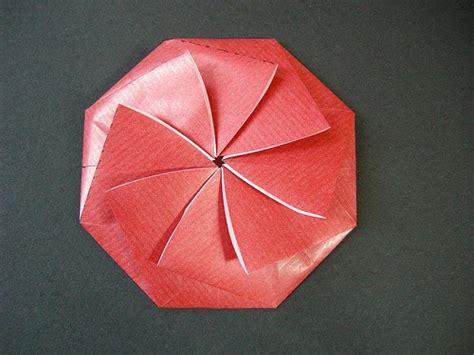 origami circle paper ~ craft projects art ideas