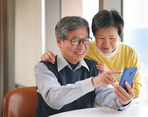 7 Crucial Steps To Take the Year Before You Retire