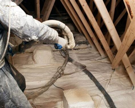 how much does it cost to spray insulation in attic
