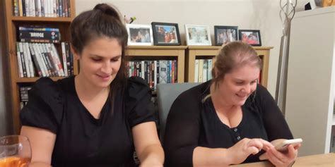 Aunt or mom? | Scrolller